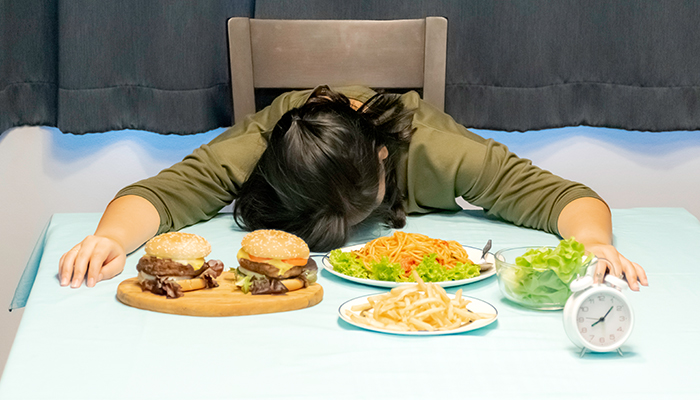 sleep deprivation and weight gain
