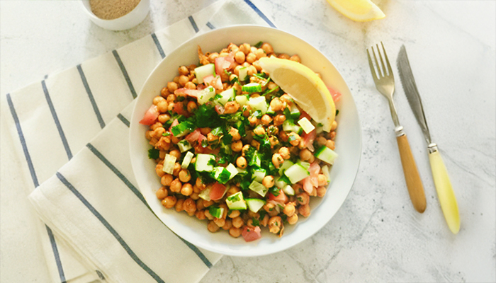 avocado and chickpea power salad