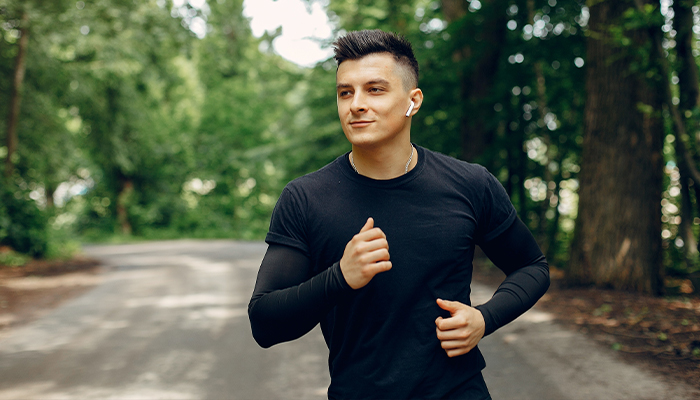 running and mental clarity therapy on the move