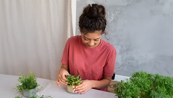 deal with hormonal imbalance naturally