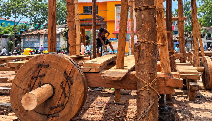 an image showing the still of bastar dussehra celebration where the vijaya rath is being assembled for a month long dusshera celebration.