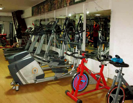 Carbon The Gym Dwarka Mor Carbon The Gym Dwarka Mor