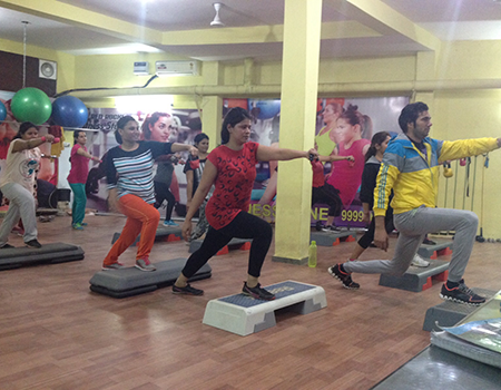 Red Rocks Fitness Studio Sector 17 Gurgaon Red Rocks Fitness Studio Sector 17 Gurgaon