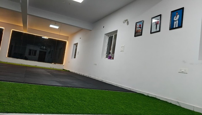 slide-4