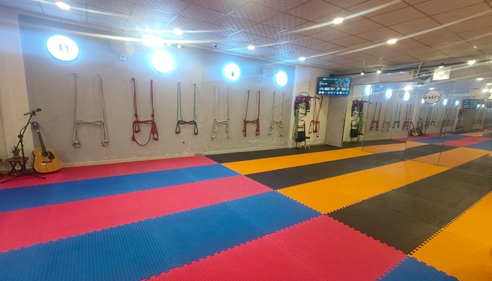 slide-4