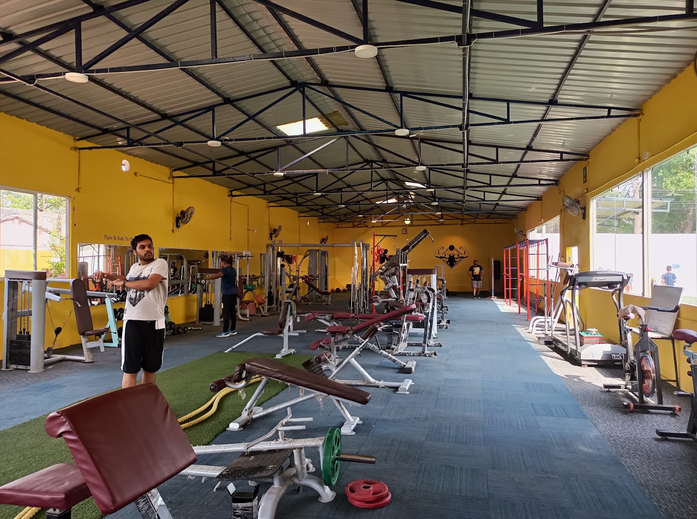 SSR Happy Fitness Training Studio