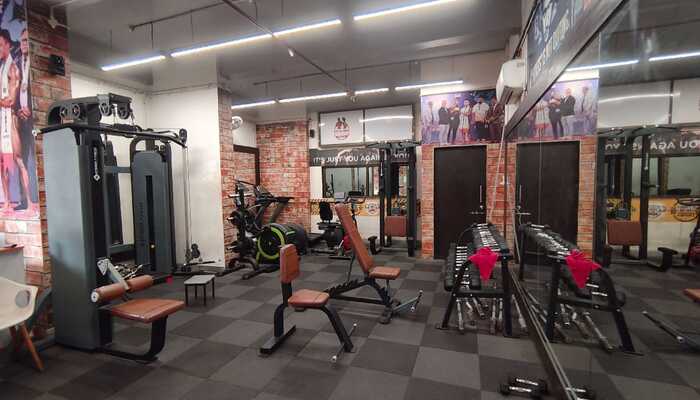 Fit & Fine Health Club