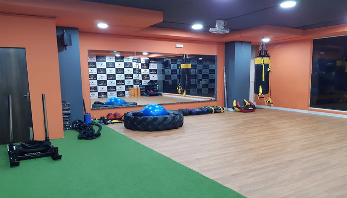 Fit Squat (Transformation Studio)